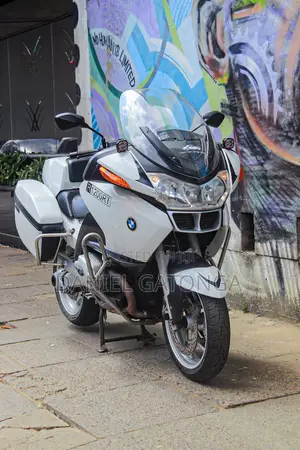 BMW R1200 RT 2009 White