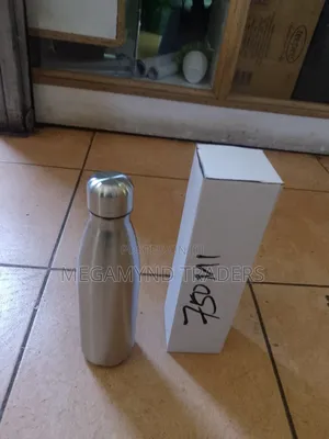 750ml Stainless Steel Water Bottle