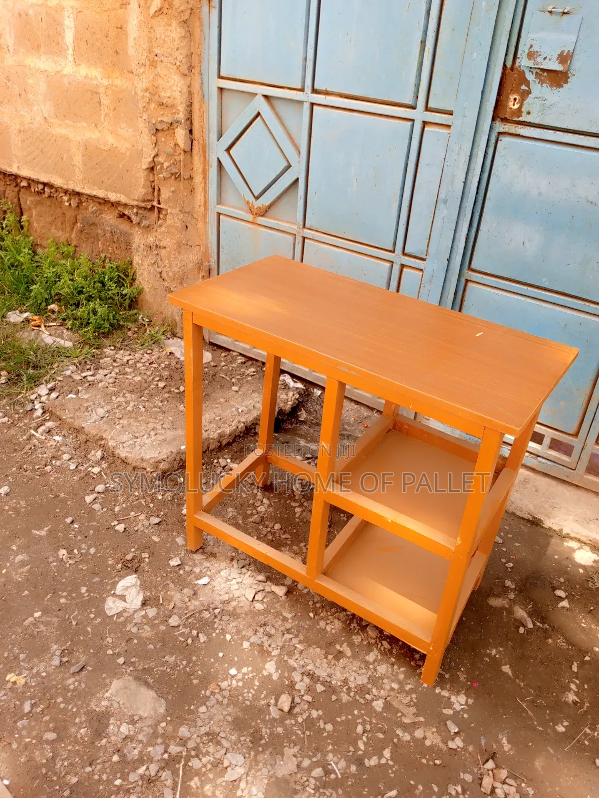 Classical Brown 13 Kg Cooking Table Stand
