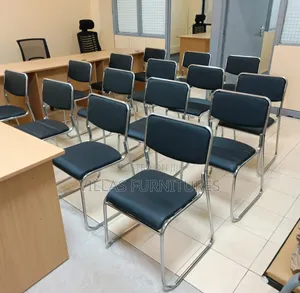 Relaxing Visitors Cfa-1 Waiting Chair