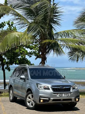 Subaru Forester 2018 Silver