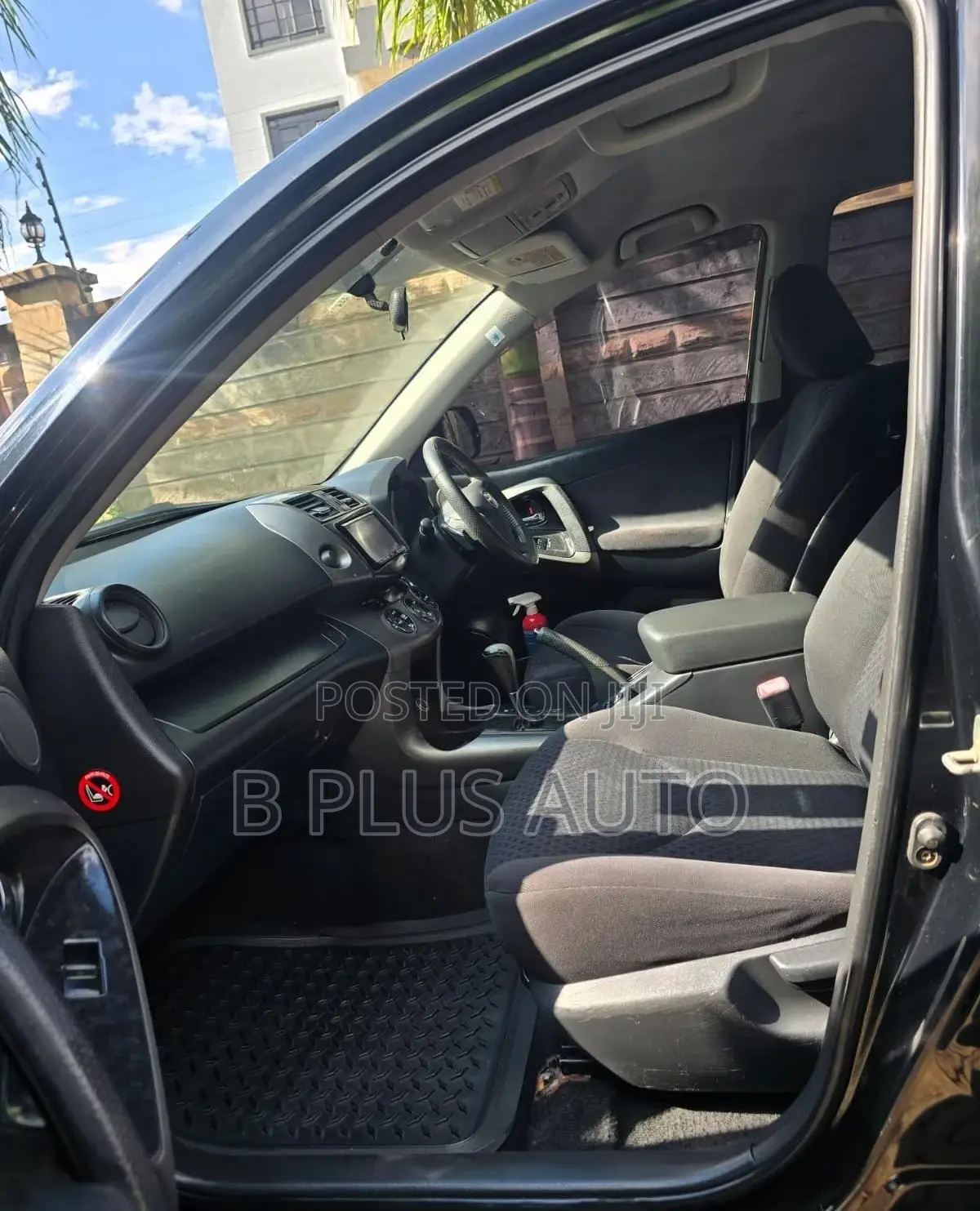 Toyota Vanguard 2012 Black