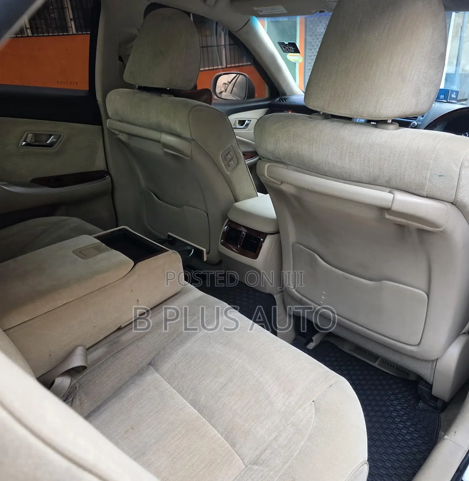 Toyota Crown 2012 Silver