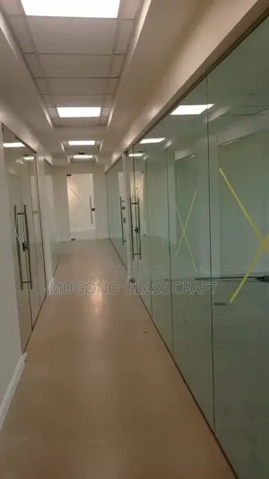 Frameless Office Partitioning