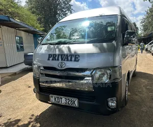 Toyota HiAce 2009 Silver