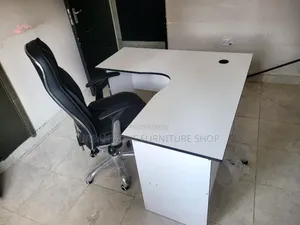 Corner Desk+Leather Office Chair
