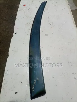 Nissan Murano 2010 -2012 Windbreaker Front Rh