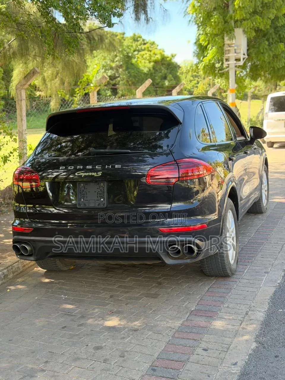 Porsche Cayenne 2016 Black