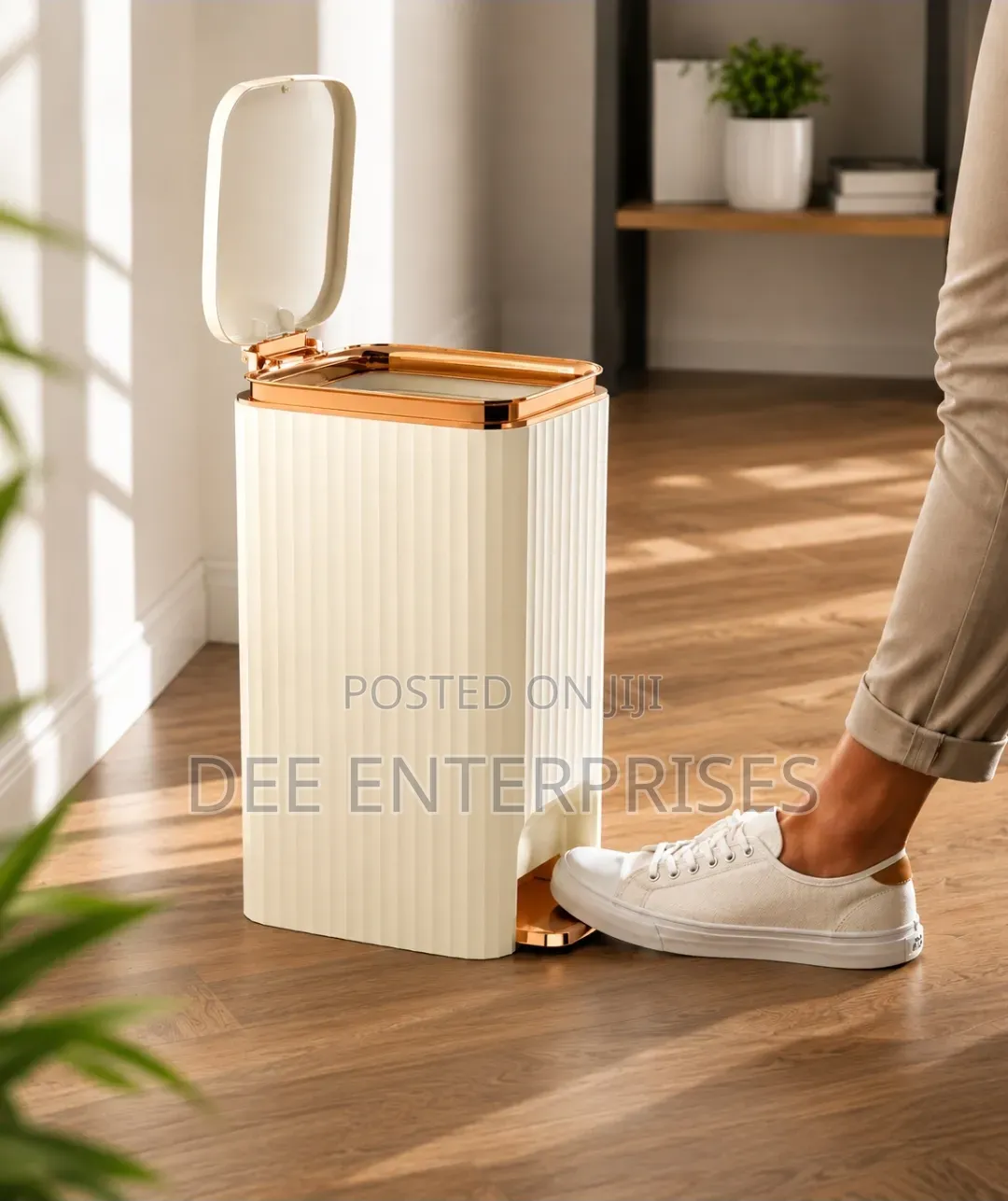 Foot Pedal Trash Can / 15l Pedal Dustbin