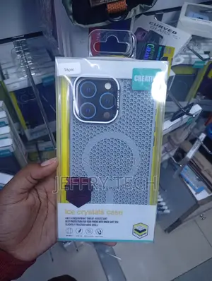 iPhone 16 Pro Max Mesh, Honeycomb-Like Pattern Case