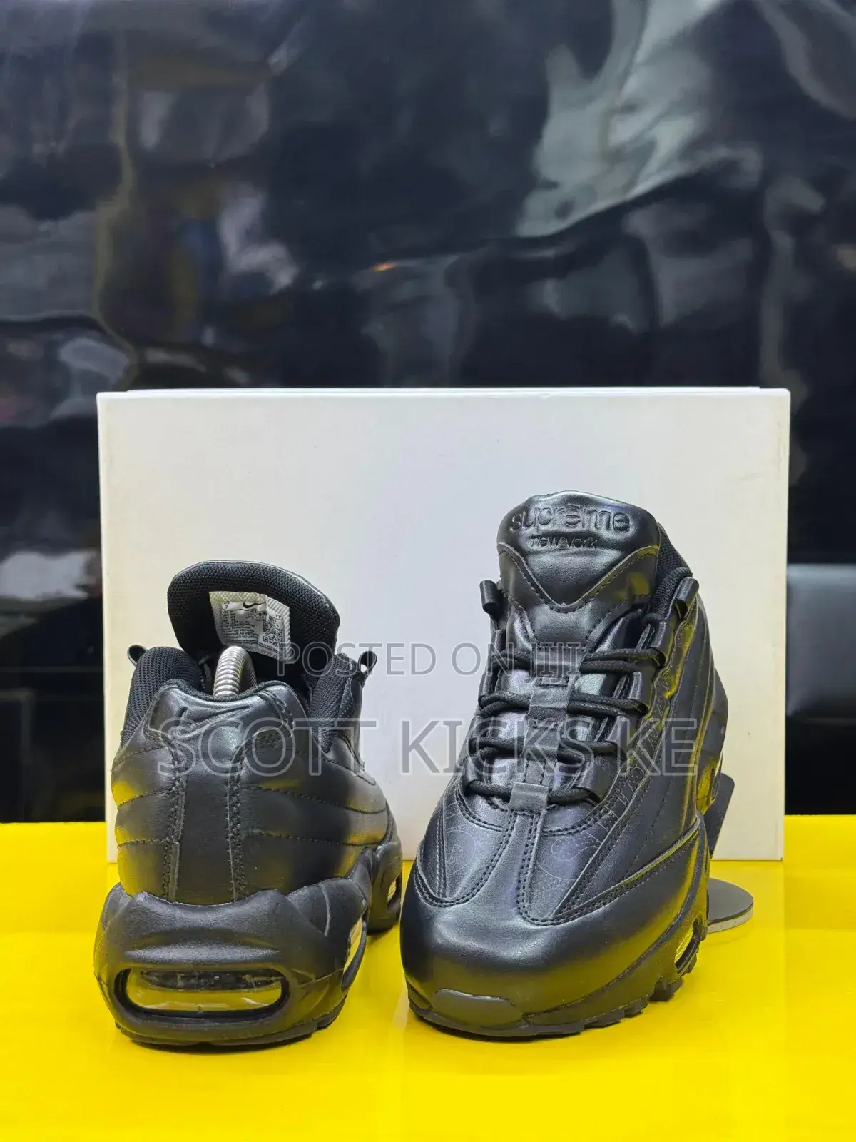 Nike Airmax 95 Lux Black Supreme