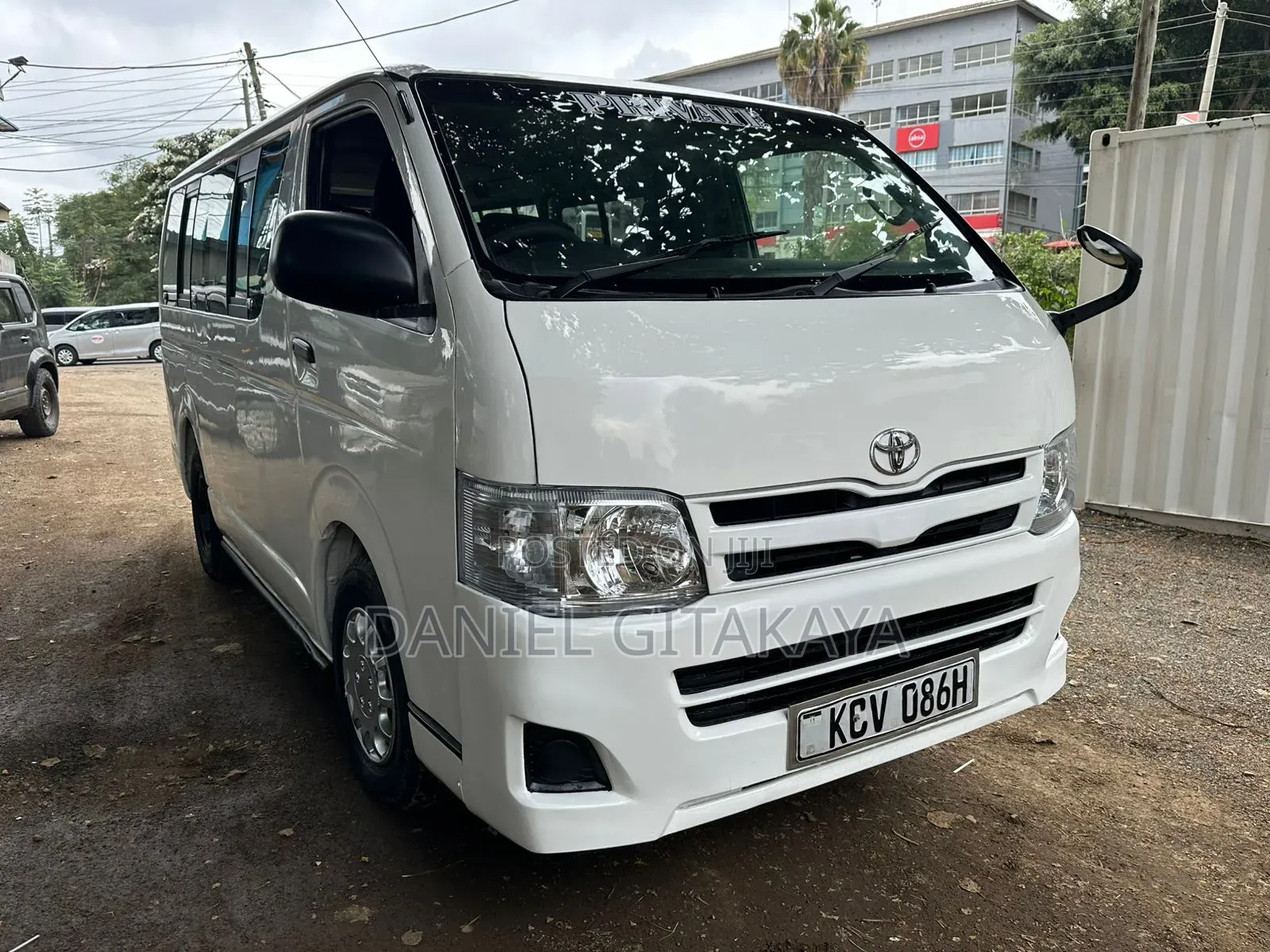 Toyota HiAce 2012 White