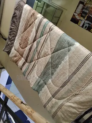 Soft Warm Single Woolen Duvet 5x6 Cozy All Season Bedding
