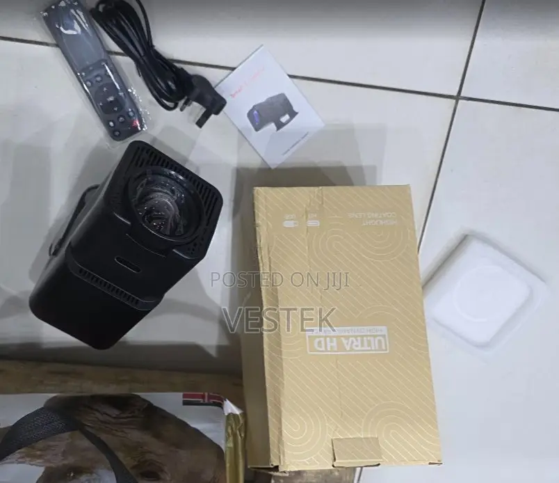 Hy320 Portable Android 11 Projector With Wifi and Bluetooth