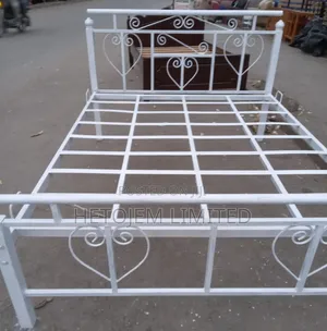 Elegant 5by6 White Bed Available at 10,000