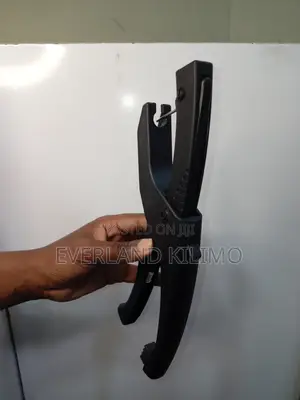 Black Tag Applicator for Z-Tag