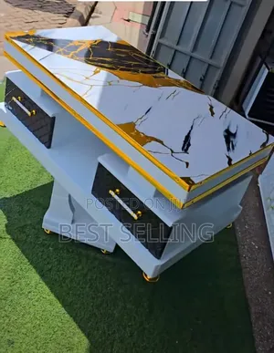Smart and Durable Coffee Table