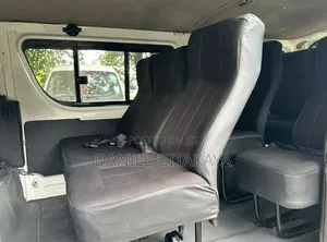 Toyota HiAce 2012 White