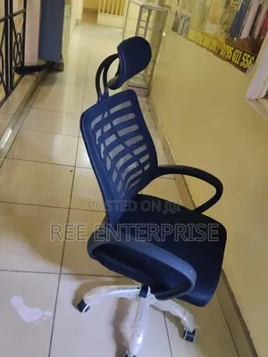 **Secretarial Mesh Office Chair With Headres