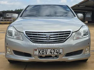Toyota Crown 2008 Silver