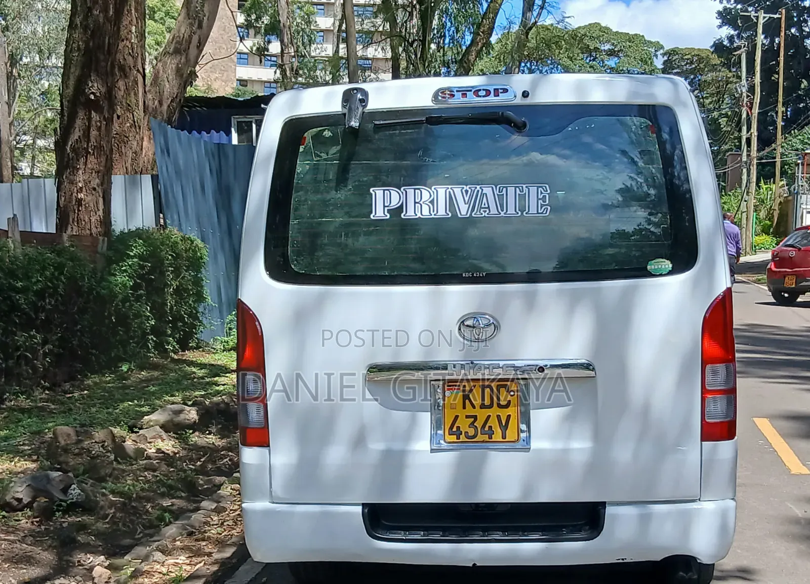 Toyota HiAce 2013 White