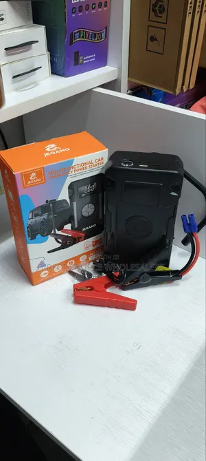 Rechargeable Car Jump Starter Power Bank Smart Car Battery