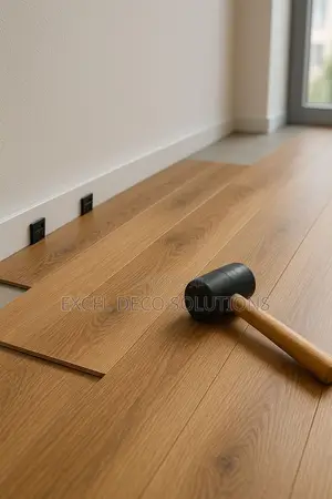 Laminate Flooring With Elegant Natural Wood Finish