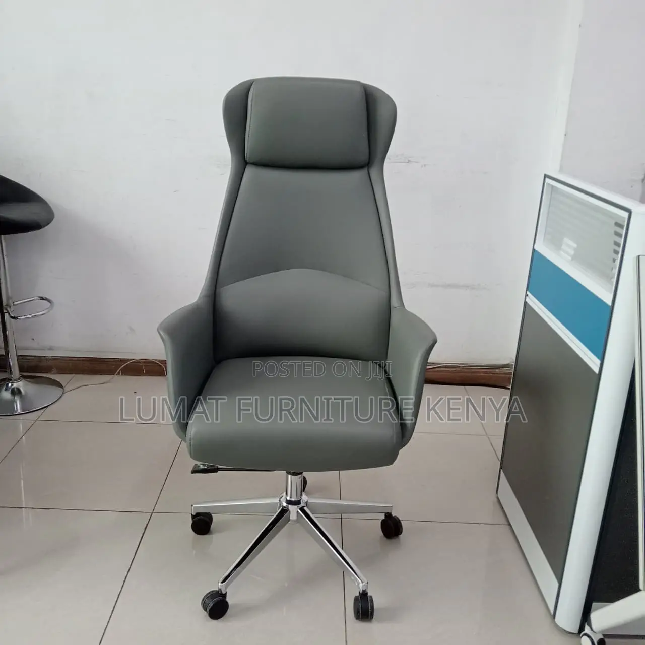 Primeback Executive Chair