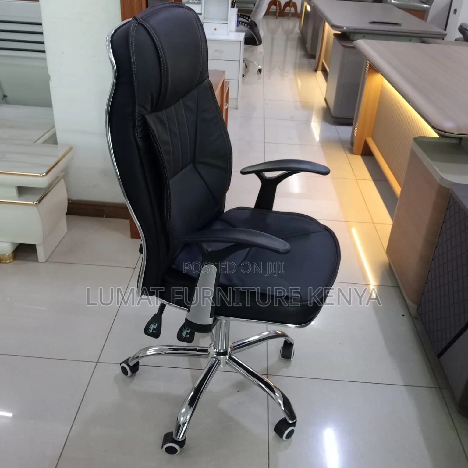 Reclining Executive Office Chair