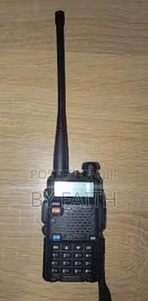 Portable Roadtrip Walkie Talkie Uv5r Baofeng 3-5km Range
