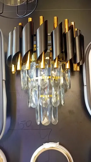 Modi Wall Bracket Crystal