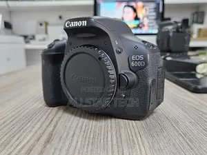 Canon 600d/Rebel T3i (Body Only)