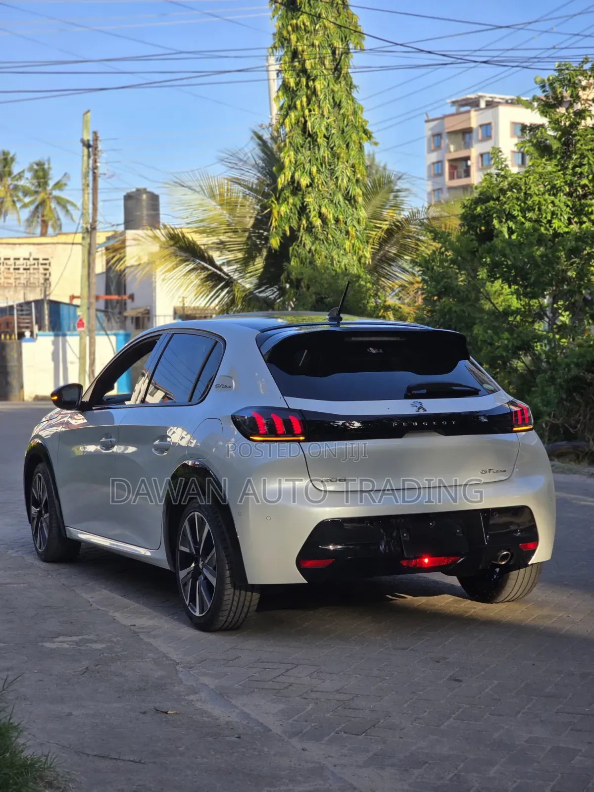 Peugeot 208 2020 White