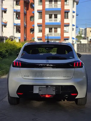 Peugeot 208 2020 White