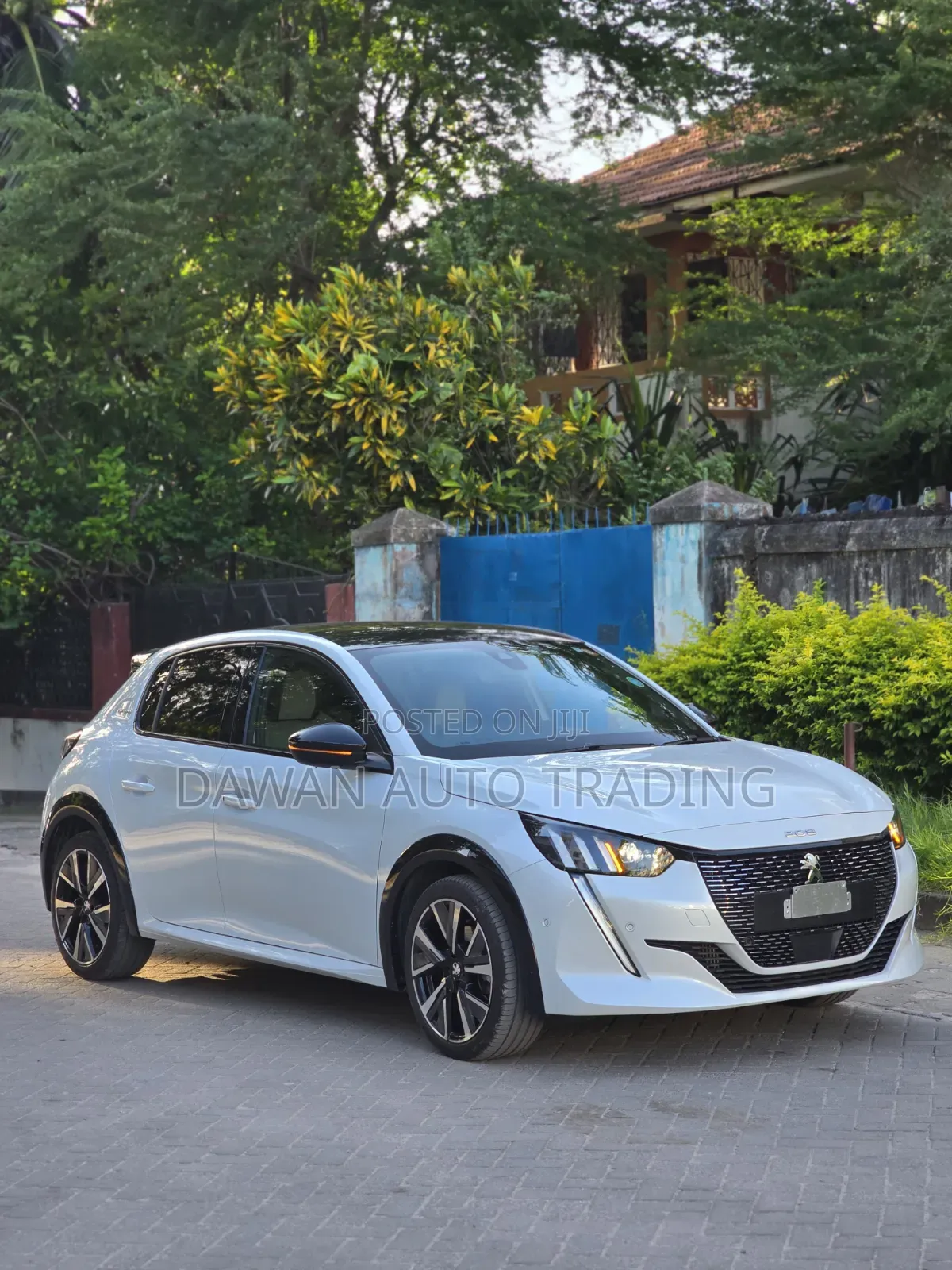 Peugeot 208 2020 White