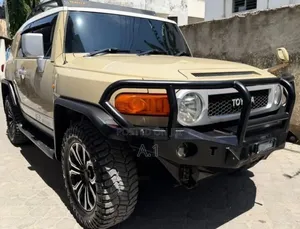 Toyota FJ Cruiser 2017 Beige