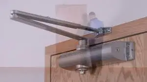 Medium-Duty Aluminum Commercial Door Closer