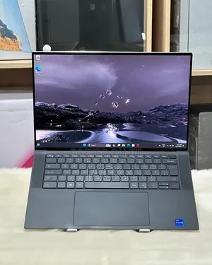 Laptop Dell XPS 15 9530 32GB Intel Core i9 SSHD (Hybrid) 1T