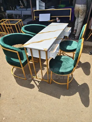 Nail Table 2 in 1, 2 Love Seats,2 Stiling and 1 Drawers Table