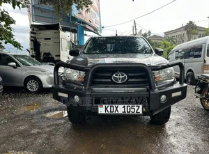 Toyota Hilux Revo Double Cab Deisel 2.4 AWD 2021 Black