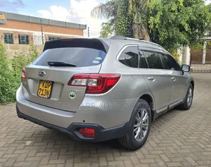 Subaru Outback 2016 Gray