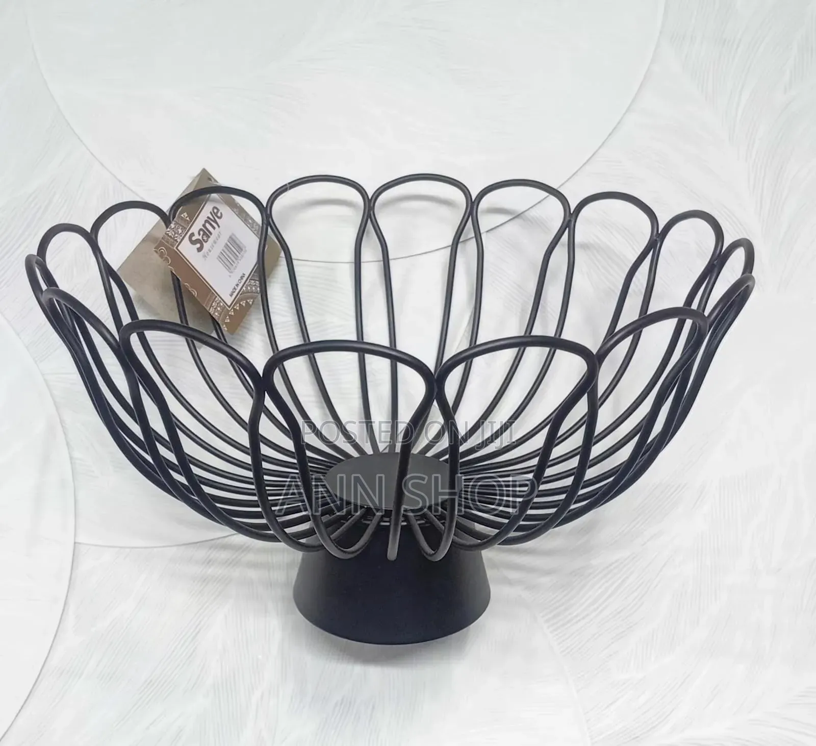 Black Fruit Stand