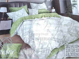 Quality Duvet Cover Set With Matching Pillow Cases and Bedsheet