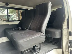 Toyota HiAce 2012 White