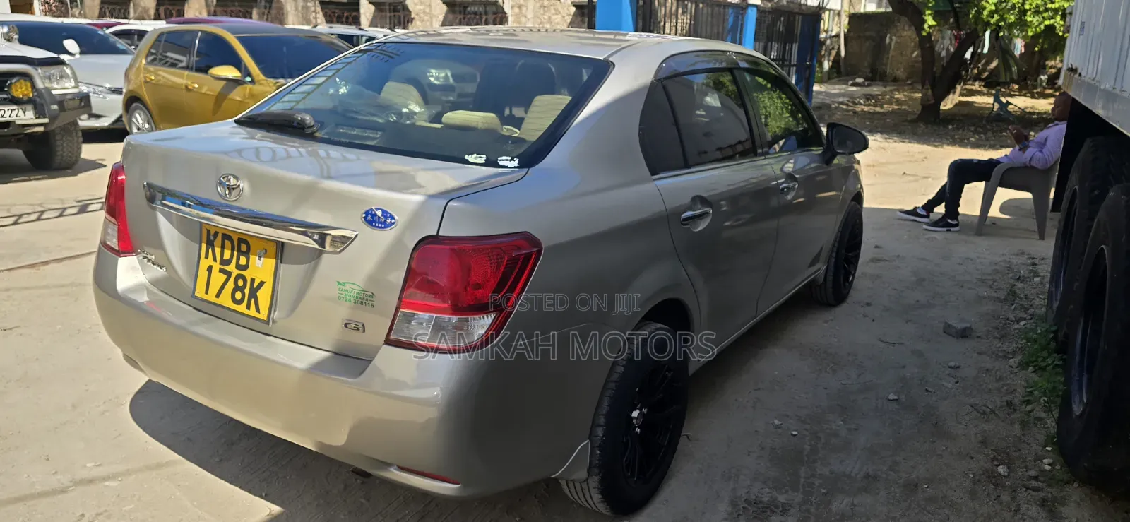 Toyota Axio 2015 Gold