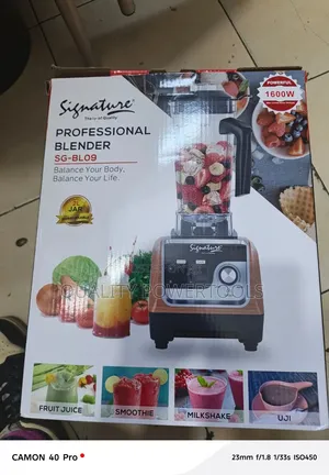 Professional Signature Blender 1600 W