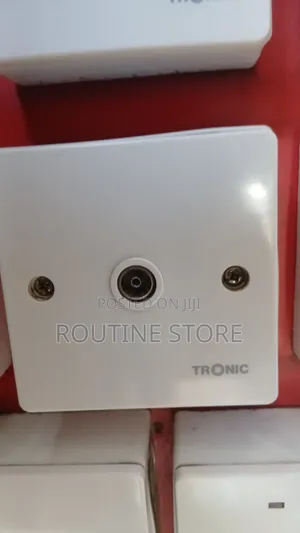 Tronic Area Single Socket