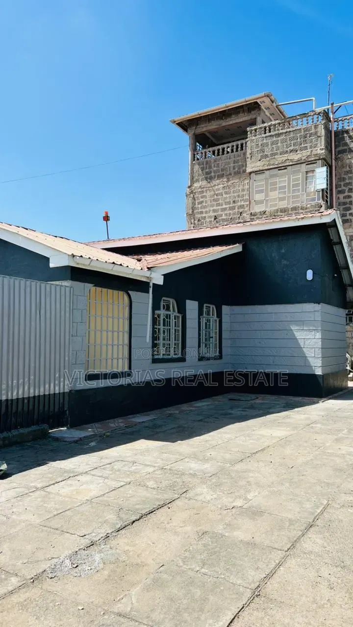 3bdrm Apartment in Complex Utawala for rent
