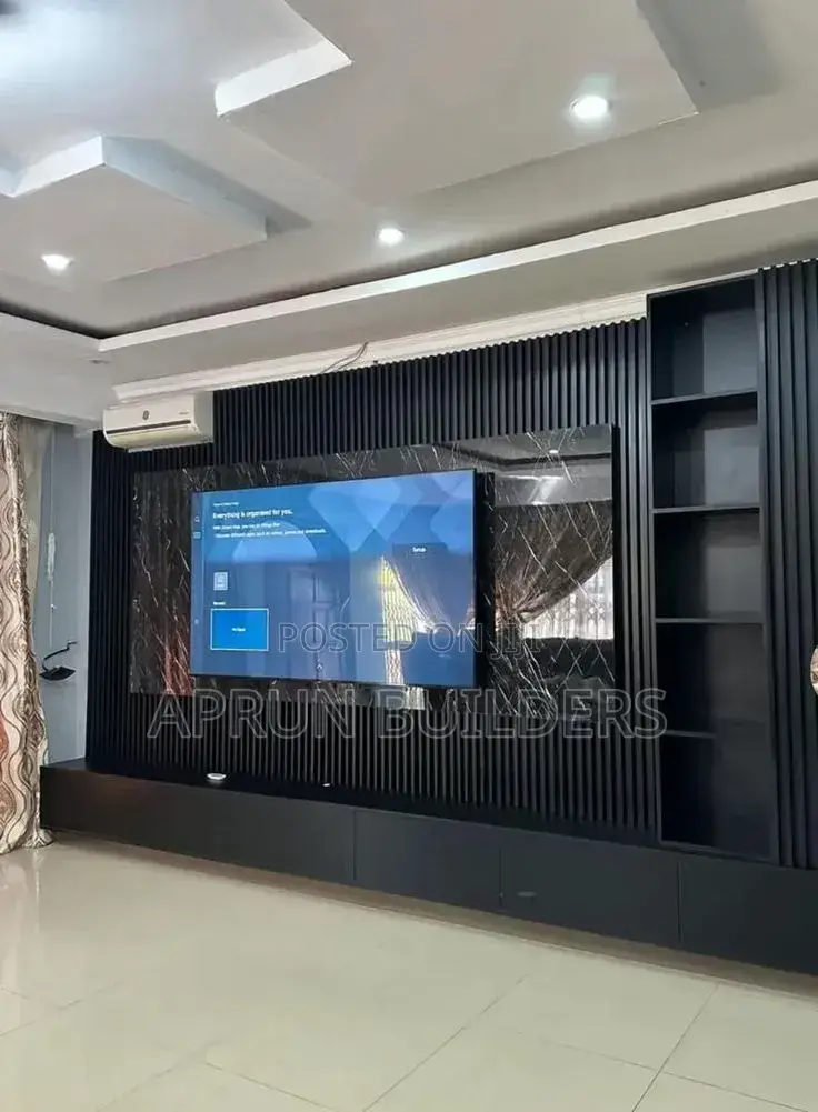 Construction Manager and Interior Designer