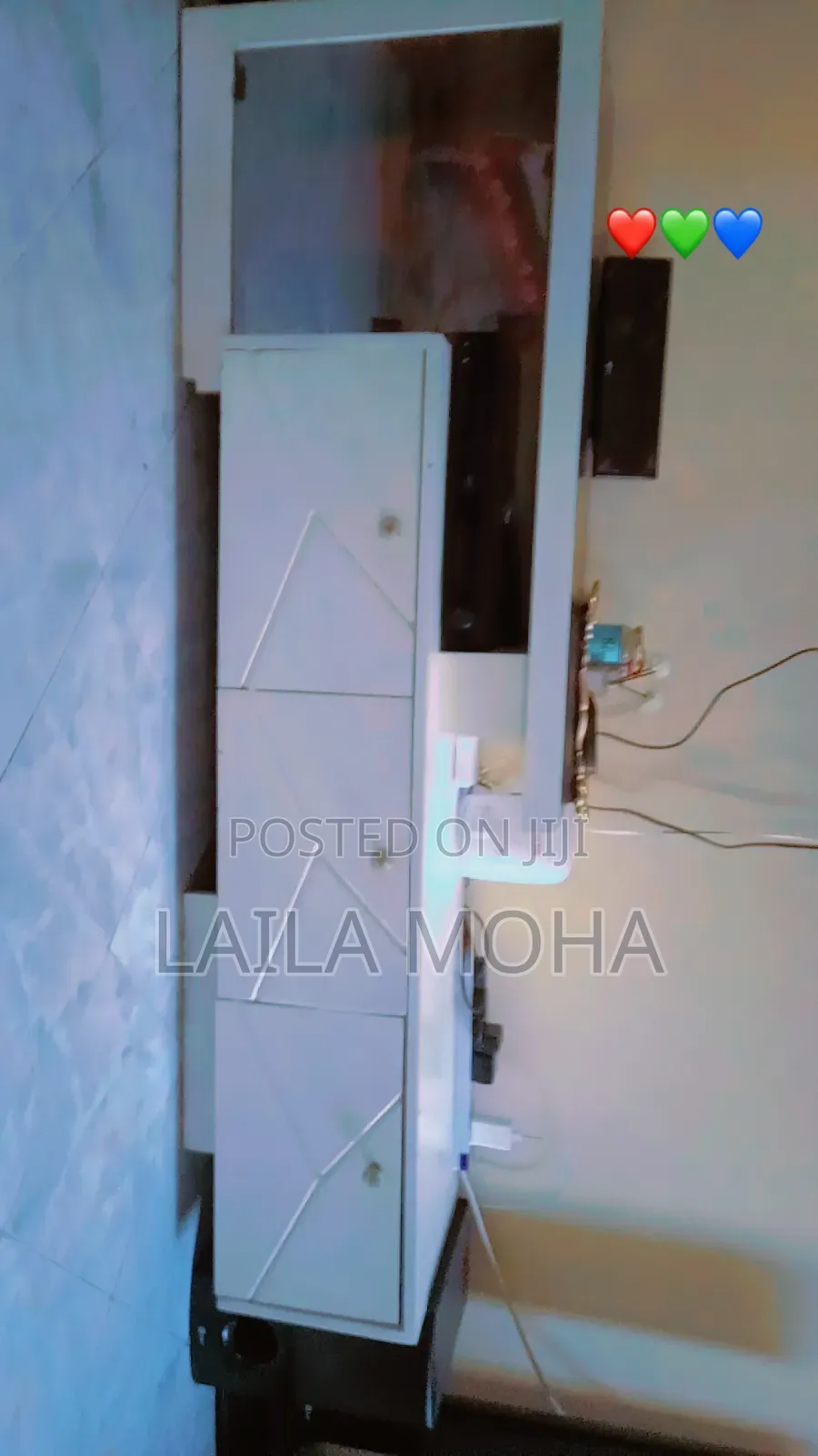 5 Months Old Moder TV Stand